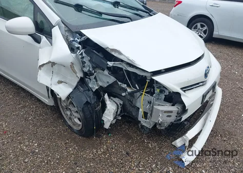 2014 Toyota Prius V Three из США, поврежденный, VIN JTDZN3EUXEJ001129